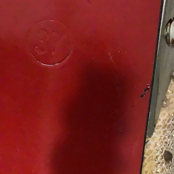 Yan Yi Shi Shang Champagne Stiletto Heels - Picture 8 of 9